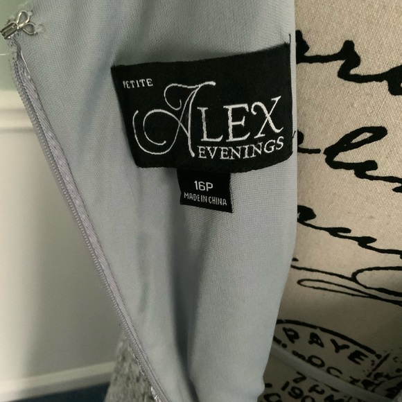 Alex Evenings lace and sequin jeweled petite evening gown. - Picture 4 of 8